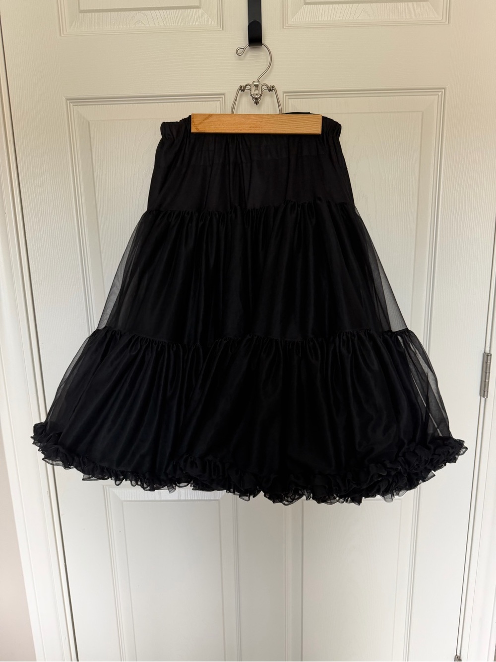Malco Modes 835 Black Nylon Crinoline Petticoat 26” | Made in USA | M | EUC
